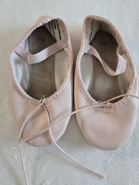 Girls Pink Ballet Slippers - Comfortable Dance Slippers, Sz 10
